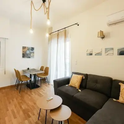 Urban Apartment on Top with View