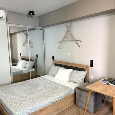 TAVROS suites