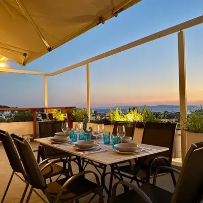 Panoramic Penthouse