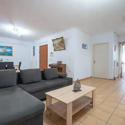 Roussas place-Dafni Metro 1