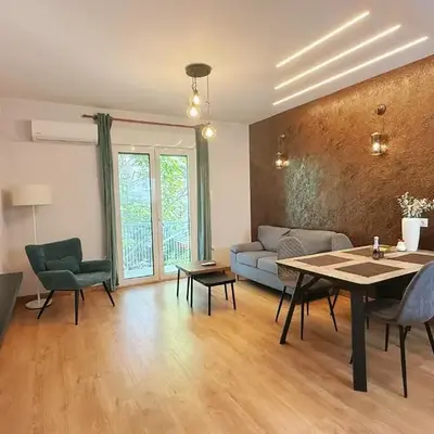 Solvy Beachfront Suite-Direct to City Center & Piraeus Port & Airport