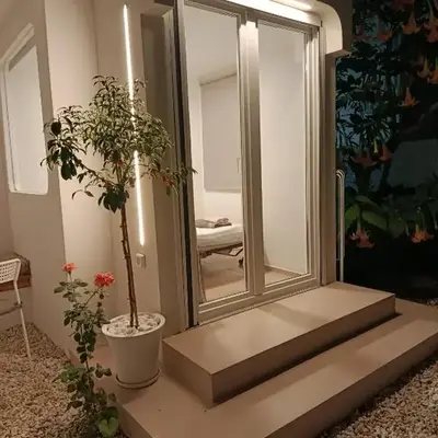 Viktoria's Garden Pavilion