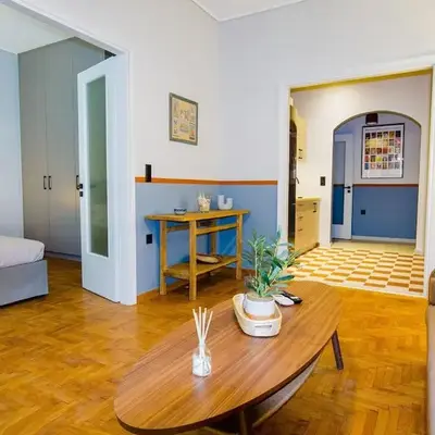 Acropolis Luxury retreat