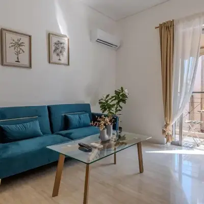 Bright 2BR Apt