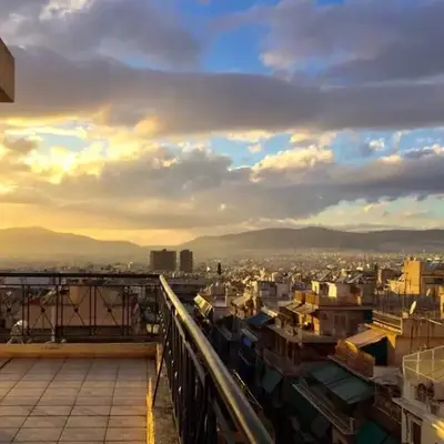 Top Floor Apt