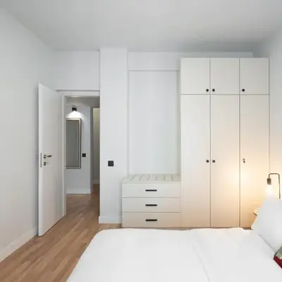 2BR Apt Access To Rooftop with Sauna & Jacuzzi