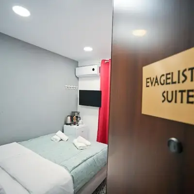 Evagelistrias Monastiraki Suite by Zeussuites