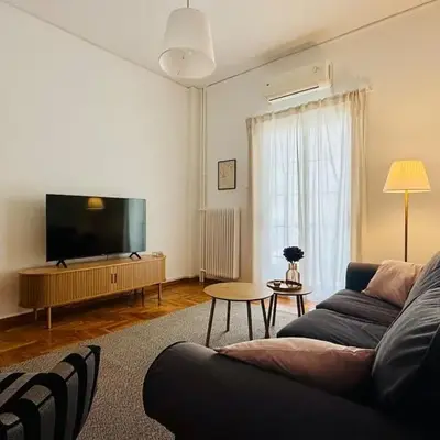 Arisa Apartment in Athens next to Metro Station