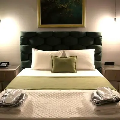 VIP Suite 107 - Castle De Paris
