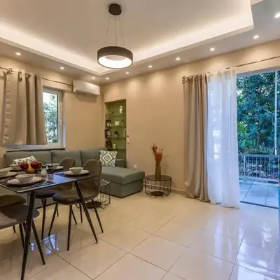 Saronic retreat Varkiza