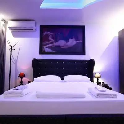Comfort Room 216 - Castle De Paris