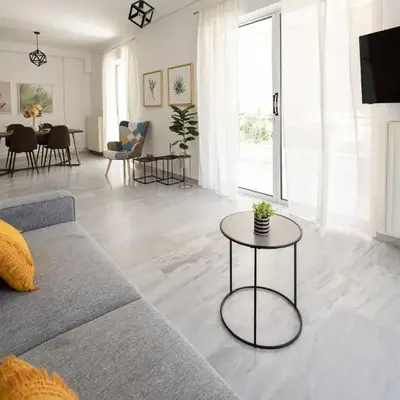 Elegant Apartment in Glyfada A1