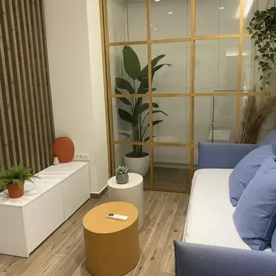 Athens at Your Doorstep Chic Syntagma Apartment