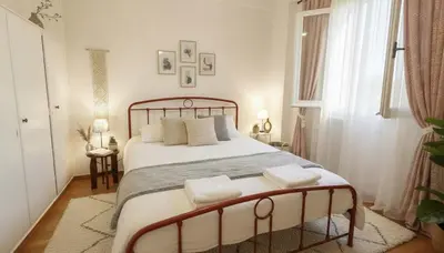 Gallery image of Purple Charm Elegant 1-Bedroom City Escape in Athens