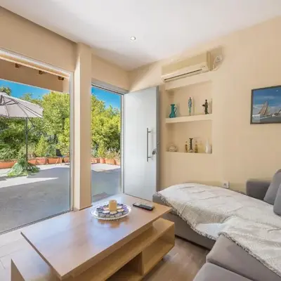 Cozy Loft Vouliagmeni