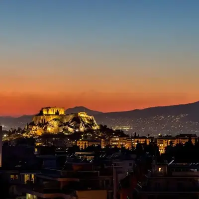 Urban Forty One Acropolis-view penthouse