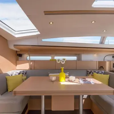 Sailing boat house