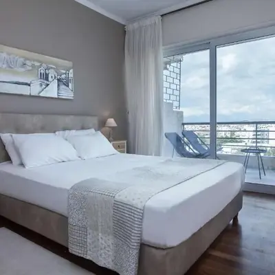 Waves of Comfort Premium 3-Bd Stay in Alimos