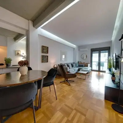 Stylish Flat between Syntagma Sq and Kolonaki