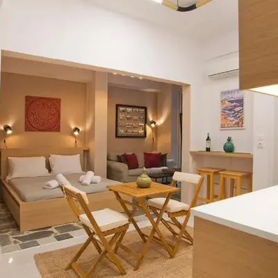 Alex Guesthouse Stylish Studio near the Sea
