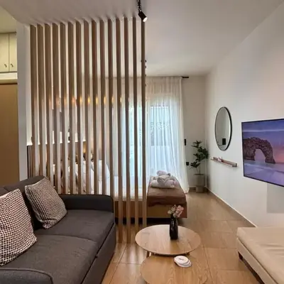 Thymeli Cozy Apartment