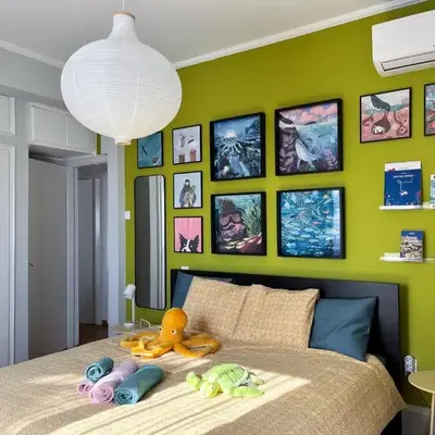 Sunny Flat with Sea View - Steps from the Beach