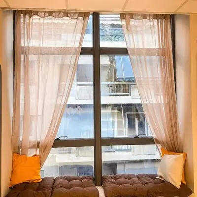 Sharing Apartment