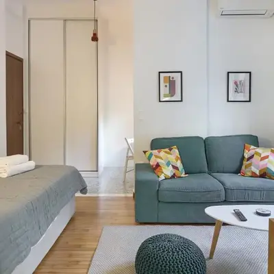 Modern & Cozy Studio in Kypseli