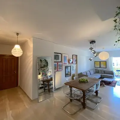 Elegant Flat Near Hospitals & Museums