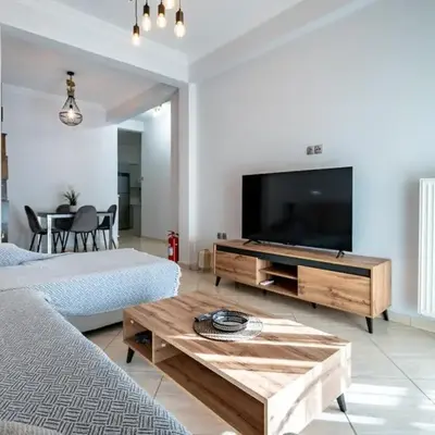 Central Nea Smyrni 2BR Apt-Near Transport by ΜΡS