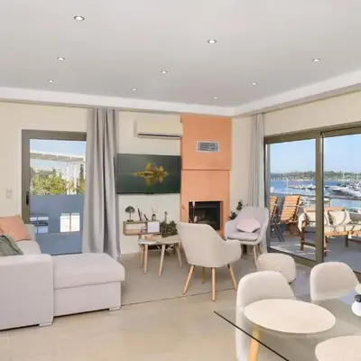 Glyfada Cove Apartments-Ostria