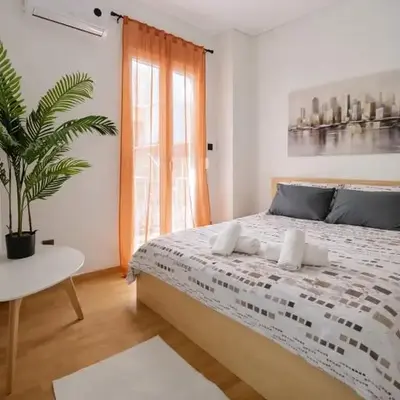 Minimal Urban Apartment near Kolonaki