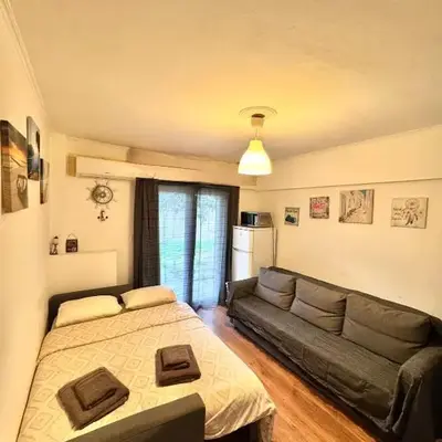 Athenian Riviera beach apartment