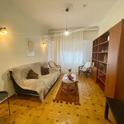 Tranquil Athenian Home - City Center