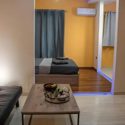Smart Studio with Self Check-in