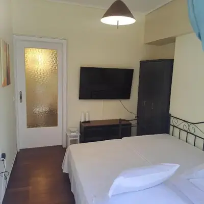 Retro Modern Apartment Pagrati