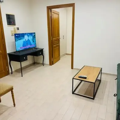 Brown Port 2 bedroom 2wc flat