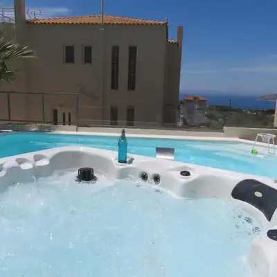 Thimari Sports & Spa with private pool and jacuzzi