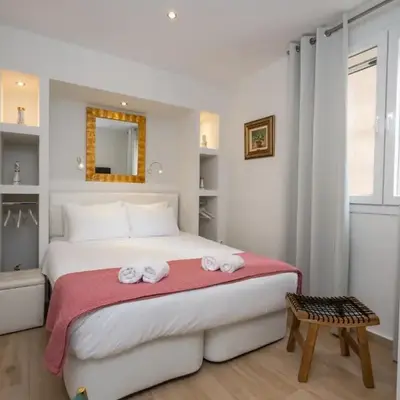 Dema Luxury Suites - Perikleous E1