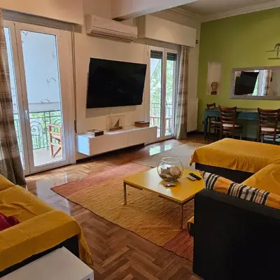 3 bedder condo in Ilisia