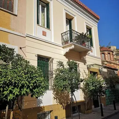 Psyri Neoclassical House Yard Free Parking