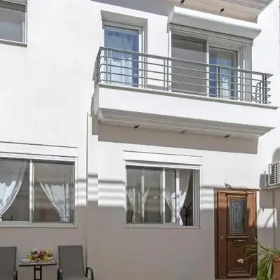 Townhouse in the Historical Centrer of Athens