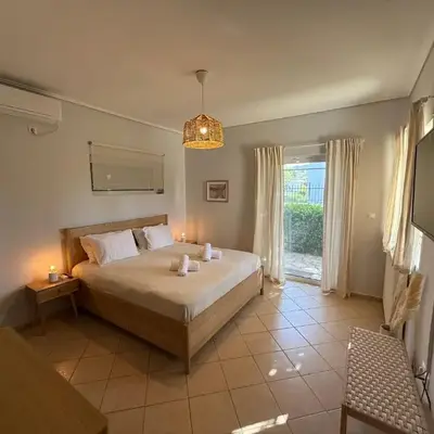 Anavyssos Garden House