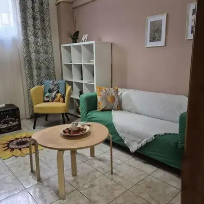•Budget travellers •Great location