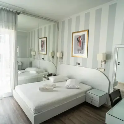 Eva Hotel Piraeus