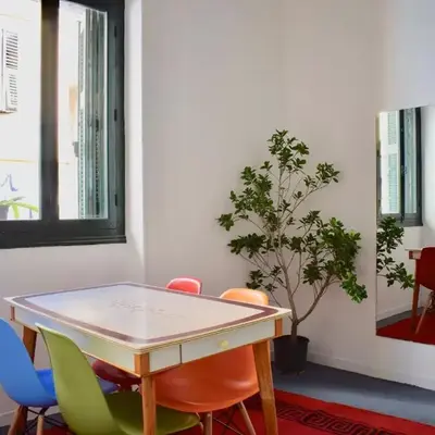 Central 2-Bedroom Apartment with Rooftop Access! EP9G