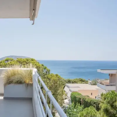 El Mar Seaview Penthouse 2 BDR