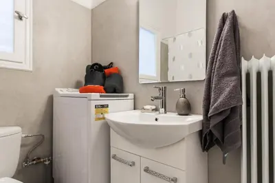 Gallery image of Private Central View rooms in Shared apartment near to Acropolis Metro Station in Athens