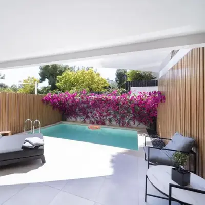Azur Hotel