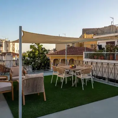Live Life Plaka Apartment